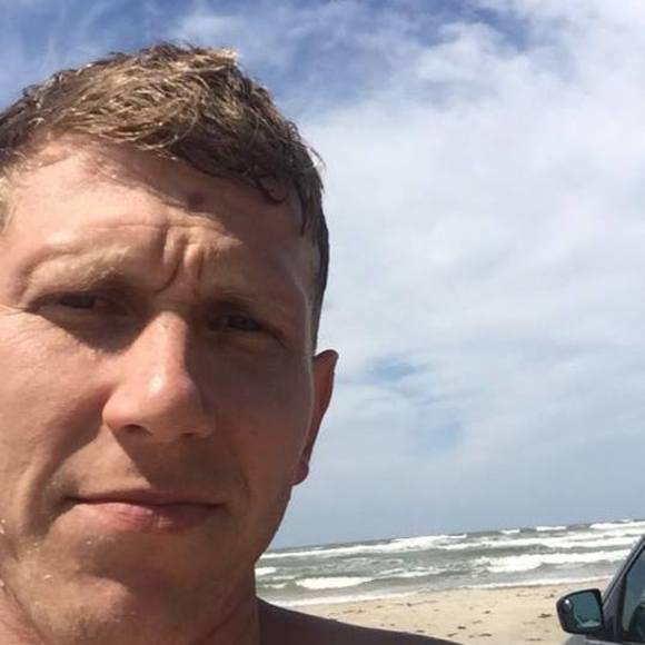 Meet your Posher, Kyle - Picture 1 of 1